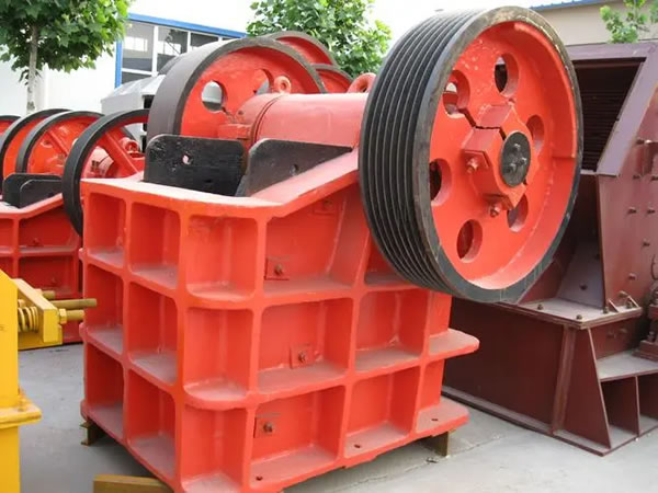 開(kāi)啟式顎式破碎機(jī)